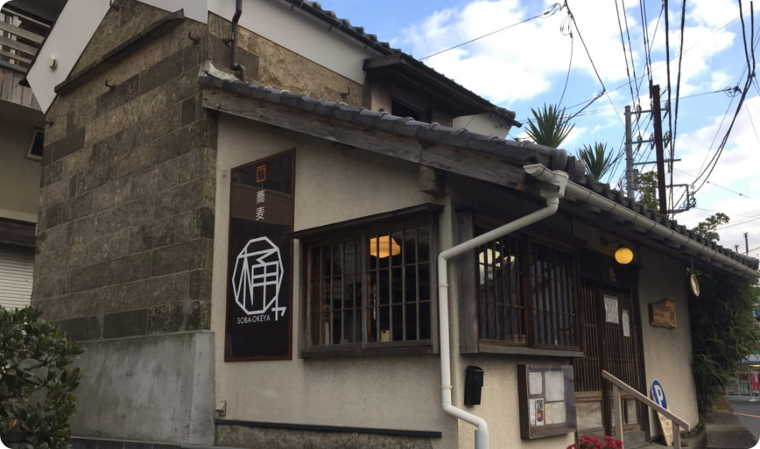 [写真] 神社の鳥居