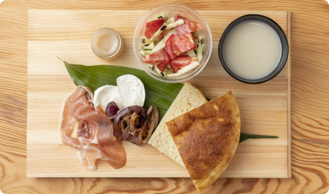 [写真] 料理の盛り付け