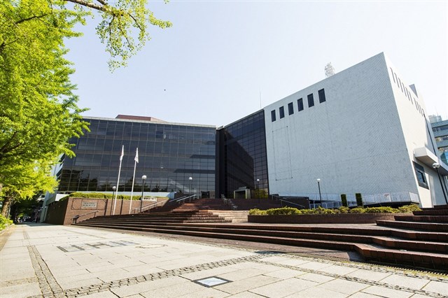 神奈川県立県民ホール本館