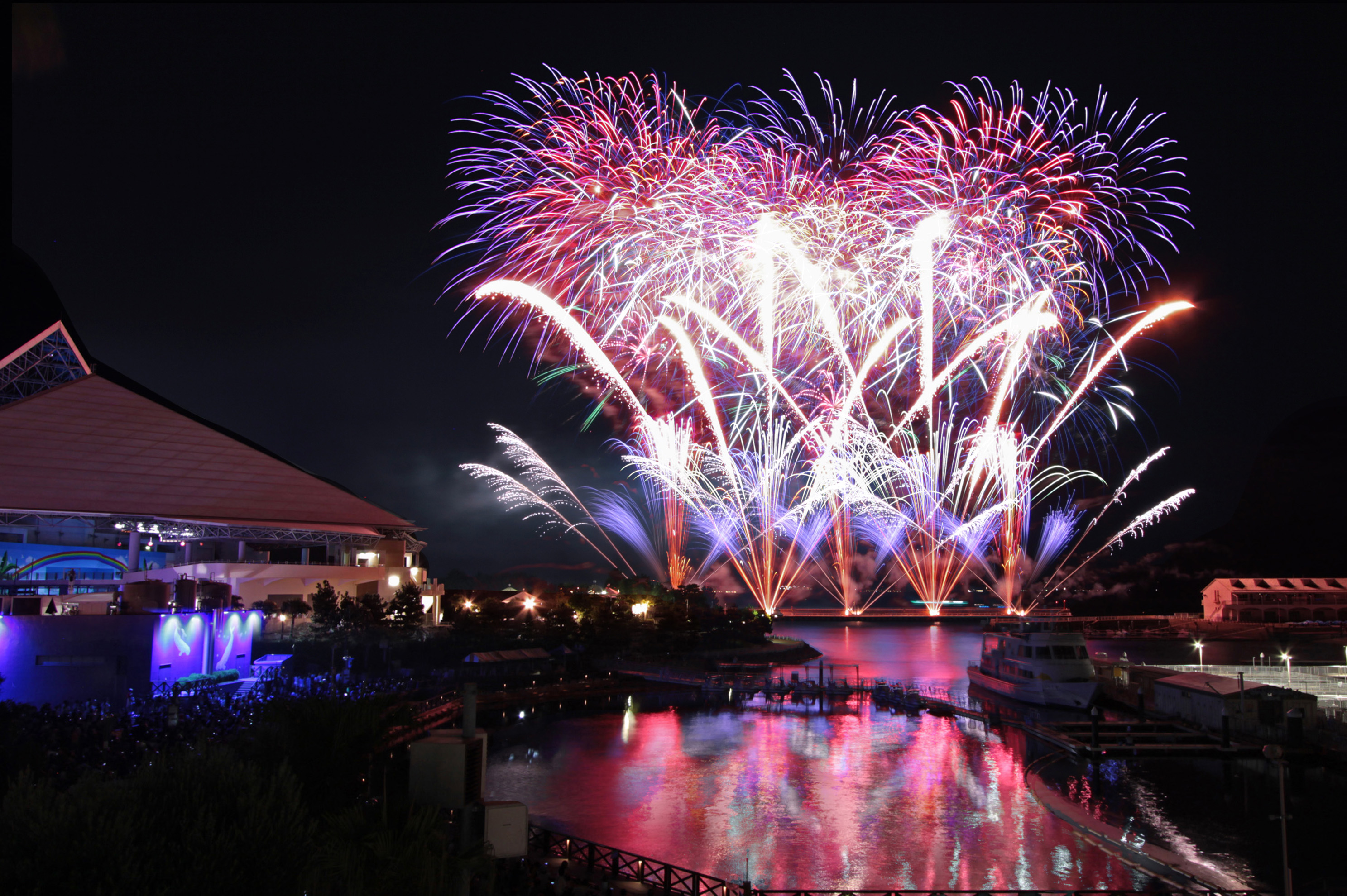 7・8・9月　横浜・八景島シーパラダイス花火シンフォニア